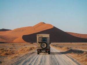 Namibie en road trip : itinéraire de 14 jours entre dunes de Sossusvlei, Côte des Squelettes et parc d’Etosha
